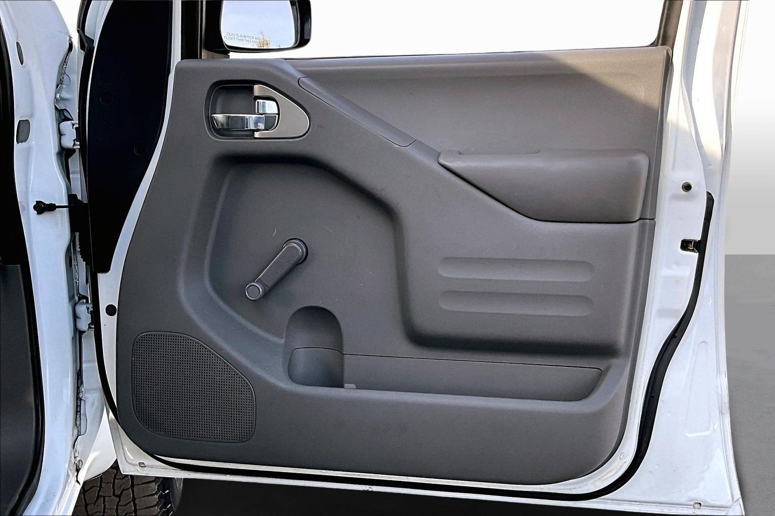 2015 Nissan Frontier S