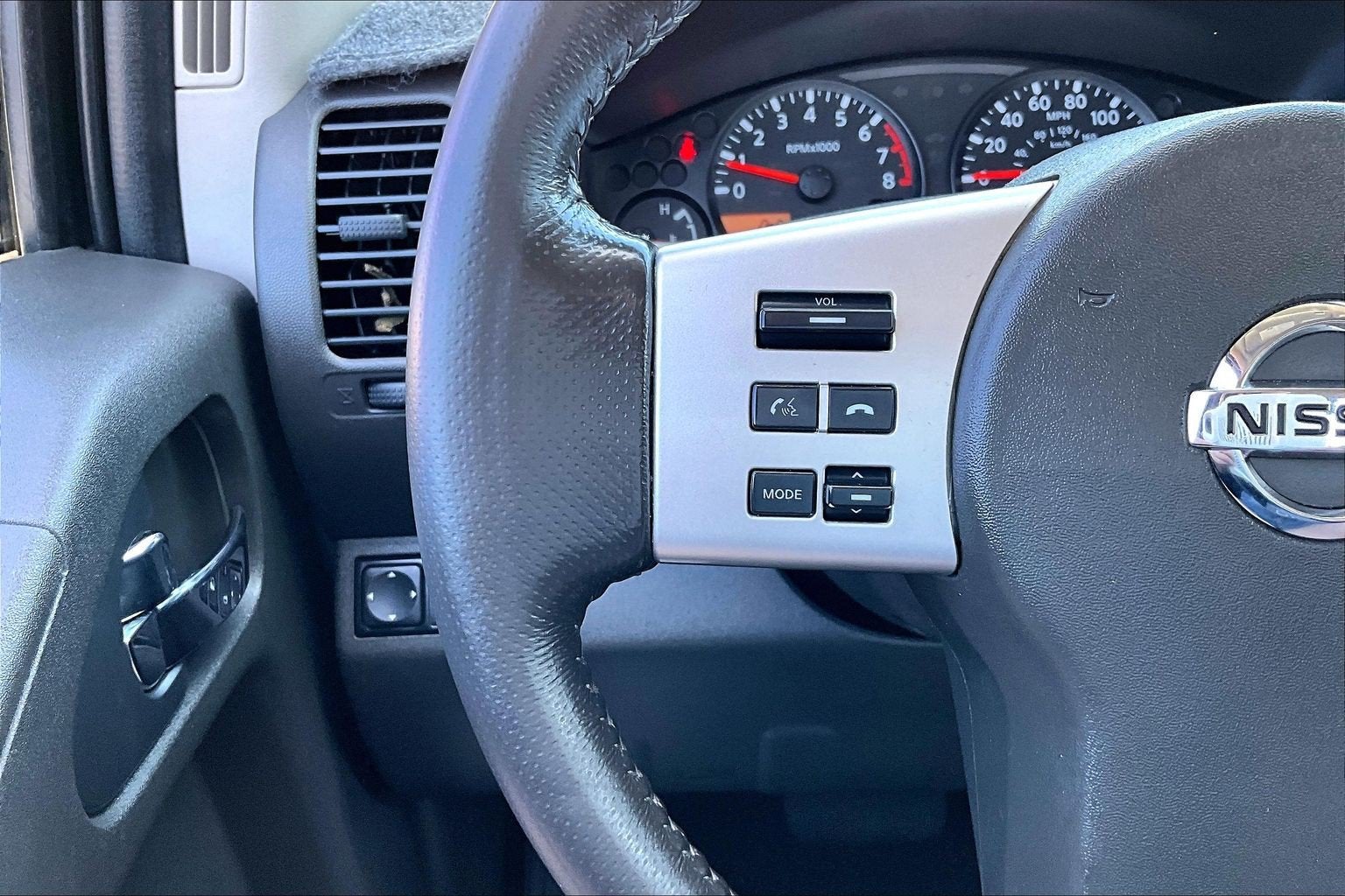 2018 Nissan Frontier SV V6