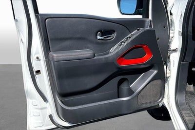 2022 Nissan Frontier PRO-X