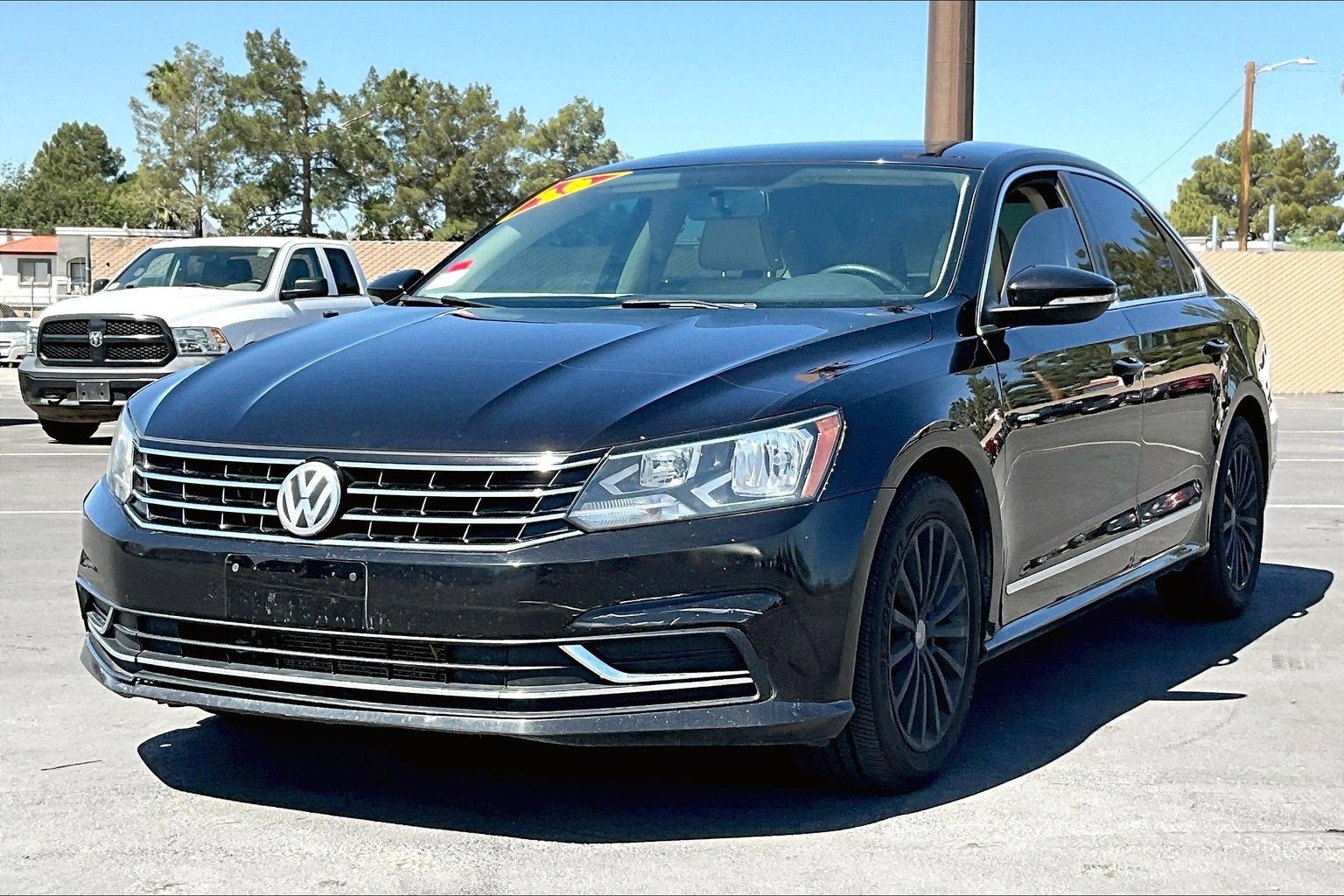 2016 Volkswagen Passat SE