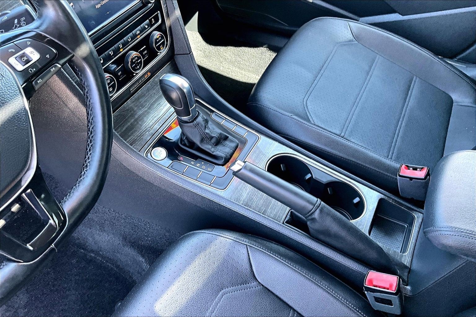 2017 Volkswagen Passat 1.8T SE