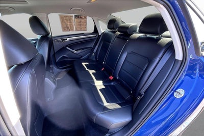 2017 Volkswagen Passat 1.8T SE
