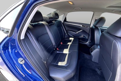 2017 Volkswagen Passat 1.8T SE