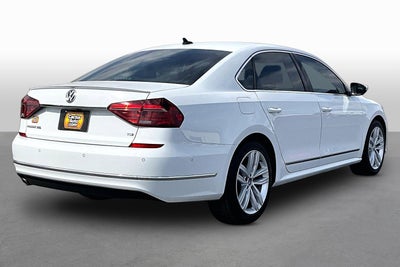 2018 Volkswagen Passat 2.0T SEL Premium