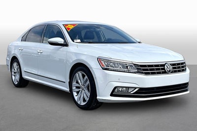 2018 Volkswagen Passat 2.0T SEL Premium