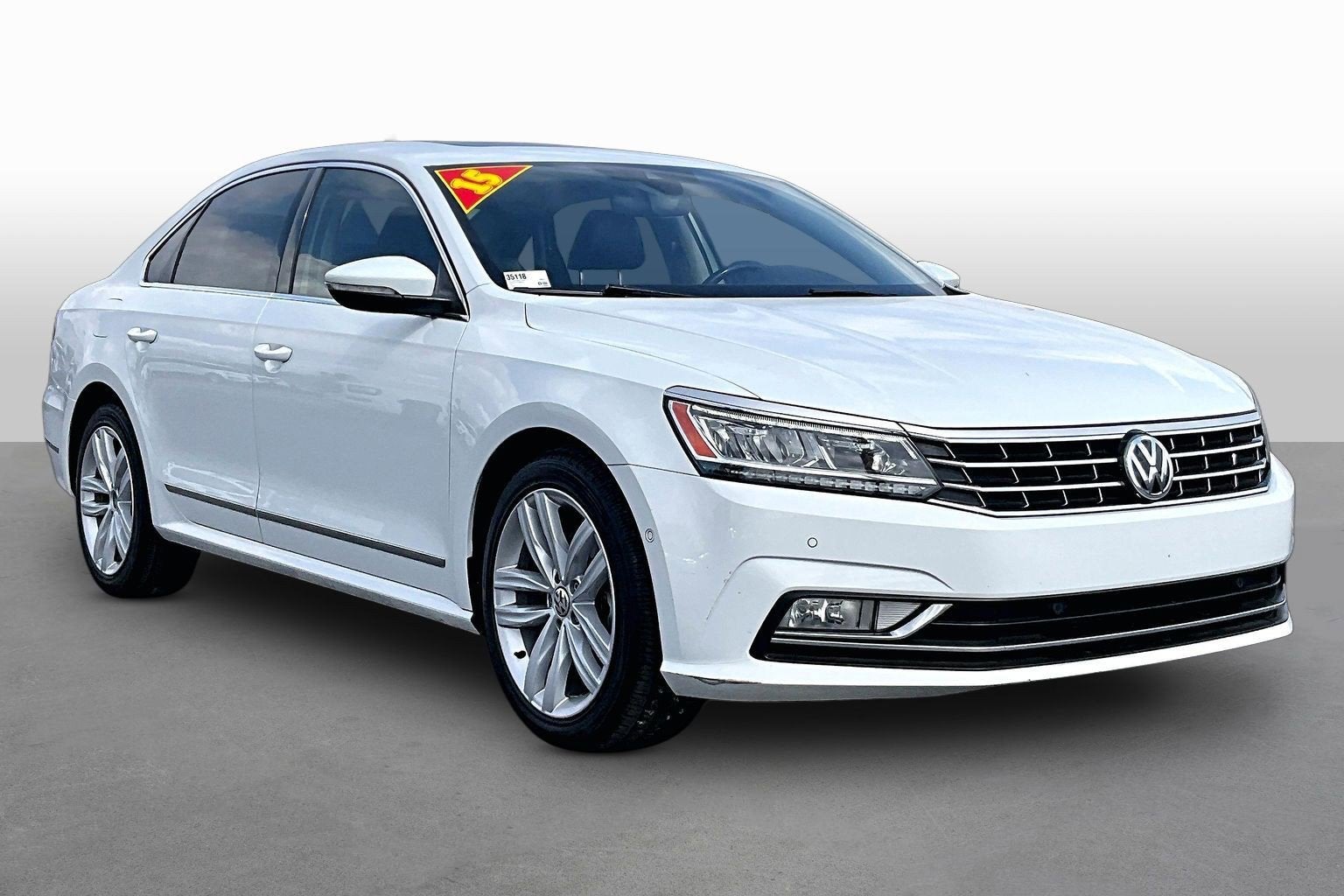 2018 Volkswagen Passat 2.0T SEL Premium