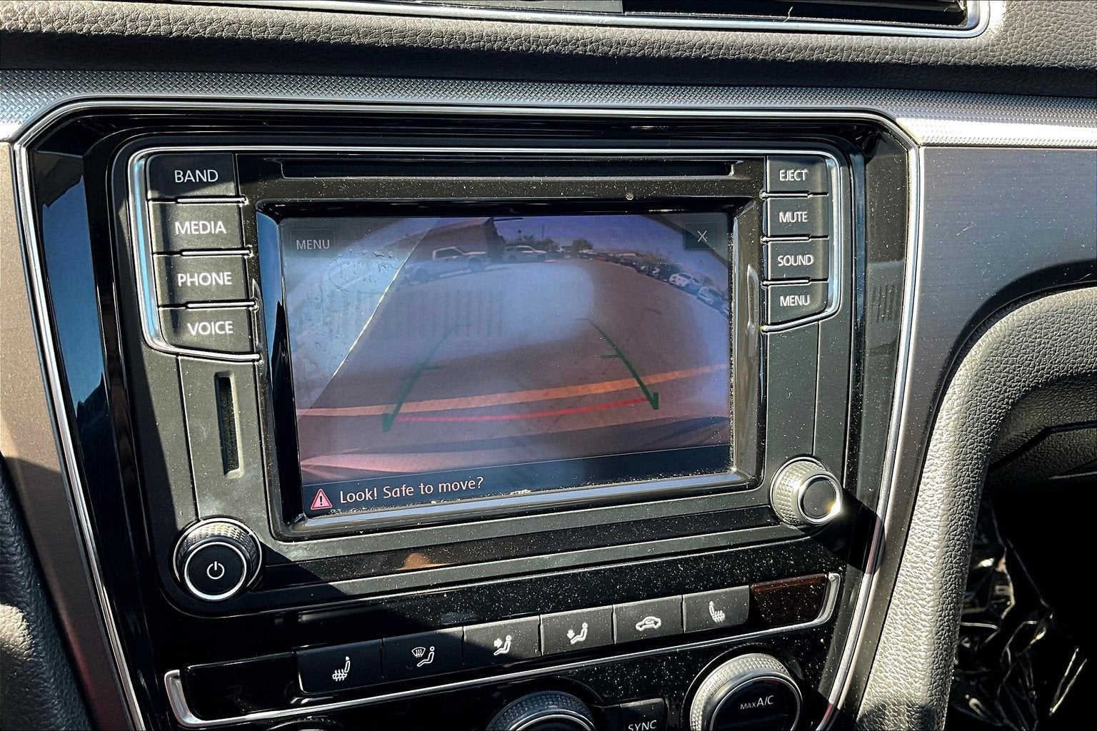 2017 Volkswagen Passat R-Line w/Comfort Pkg