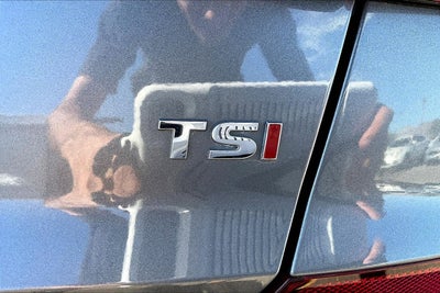 2017 Volkswagen Passat R-Line w/Comfort Pkg