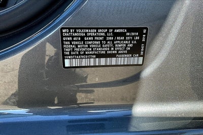 2017 Volkswagen Passat R-Line w/Comfort Pkg