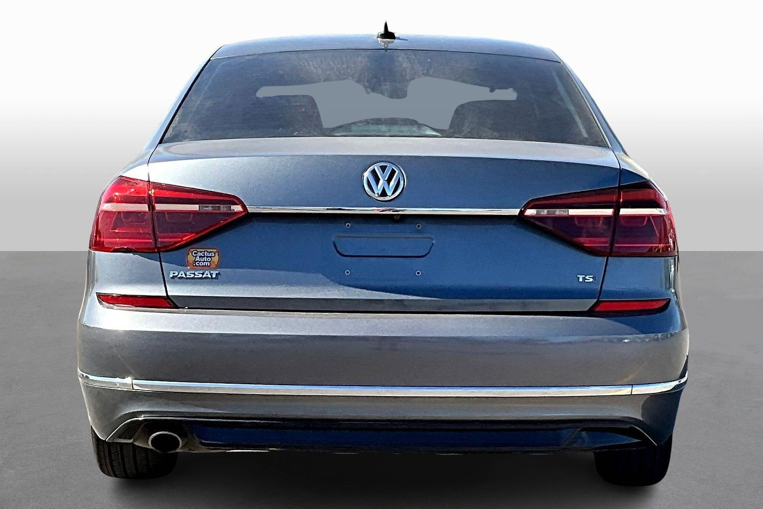 2017 Volkswagen Passat R-Line w/Comfort Pkg