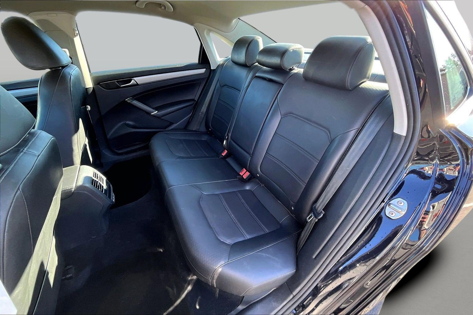 2021 Volkswagen Passat 2.0T SE