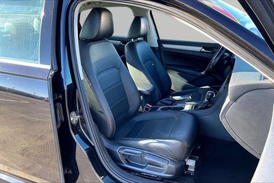 2021 Volkswagen Passat 2.0T SE