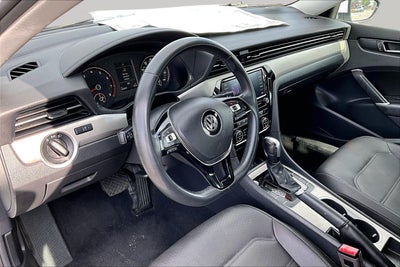 2021 Volkswagen Passat 2.0T SE