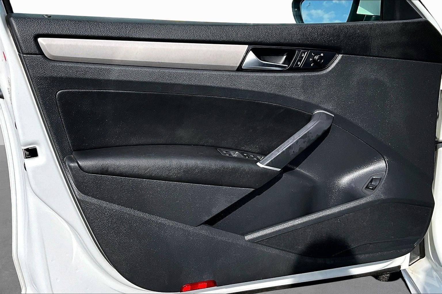 2021 Volkswagen Passat 2.0T SE