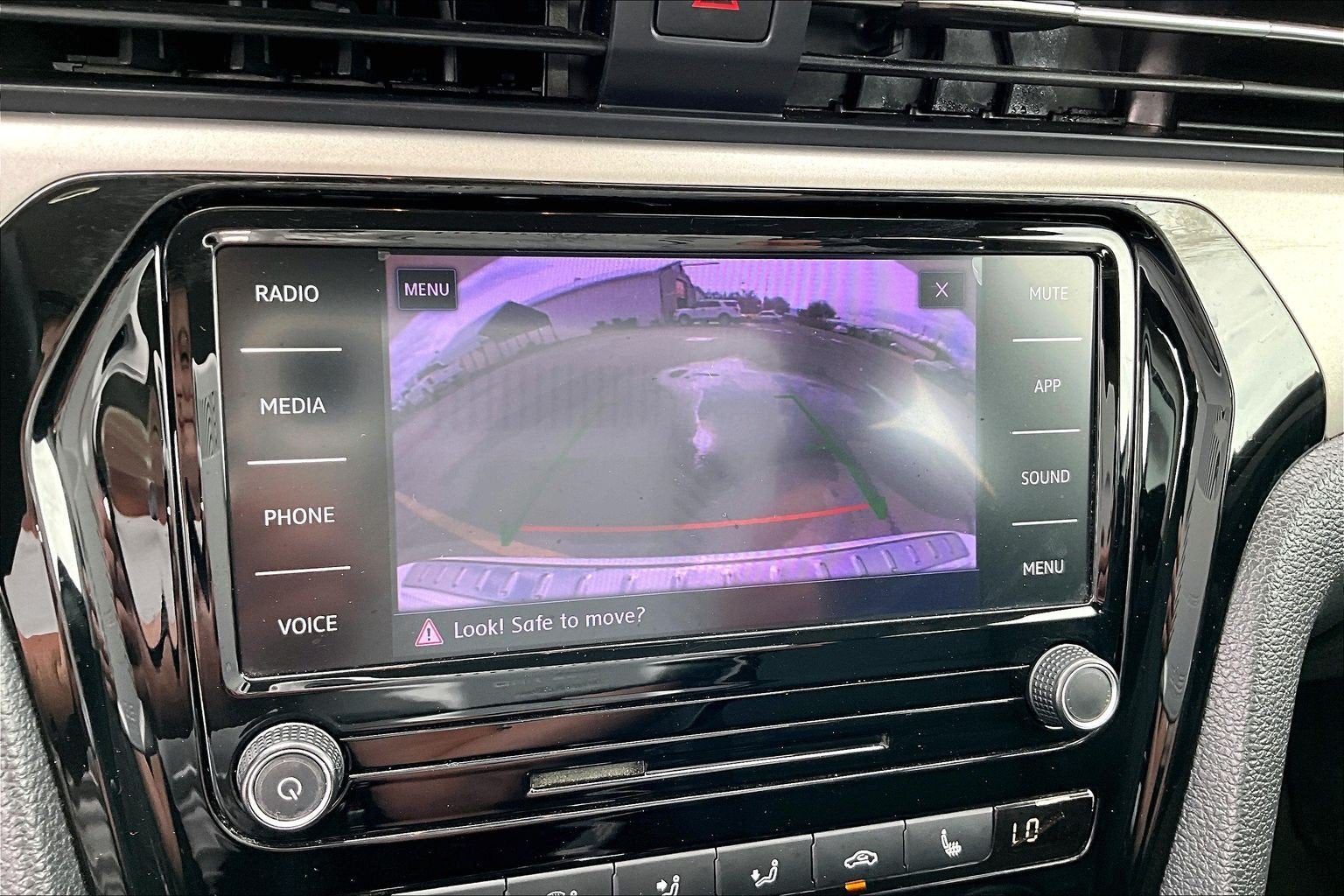 2021 Volkswagen Passat 2.0T SE