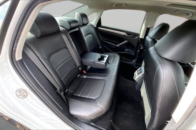 2021 Volkswagen Passat 2.0T SE