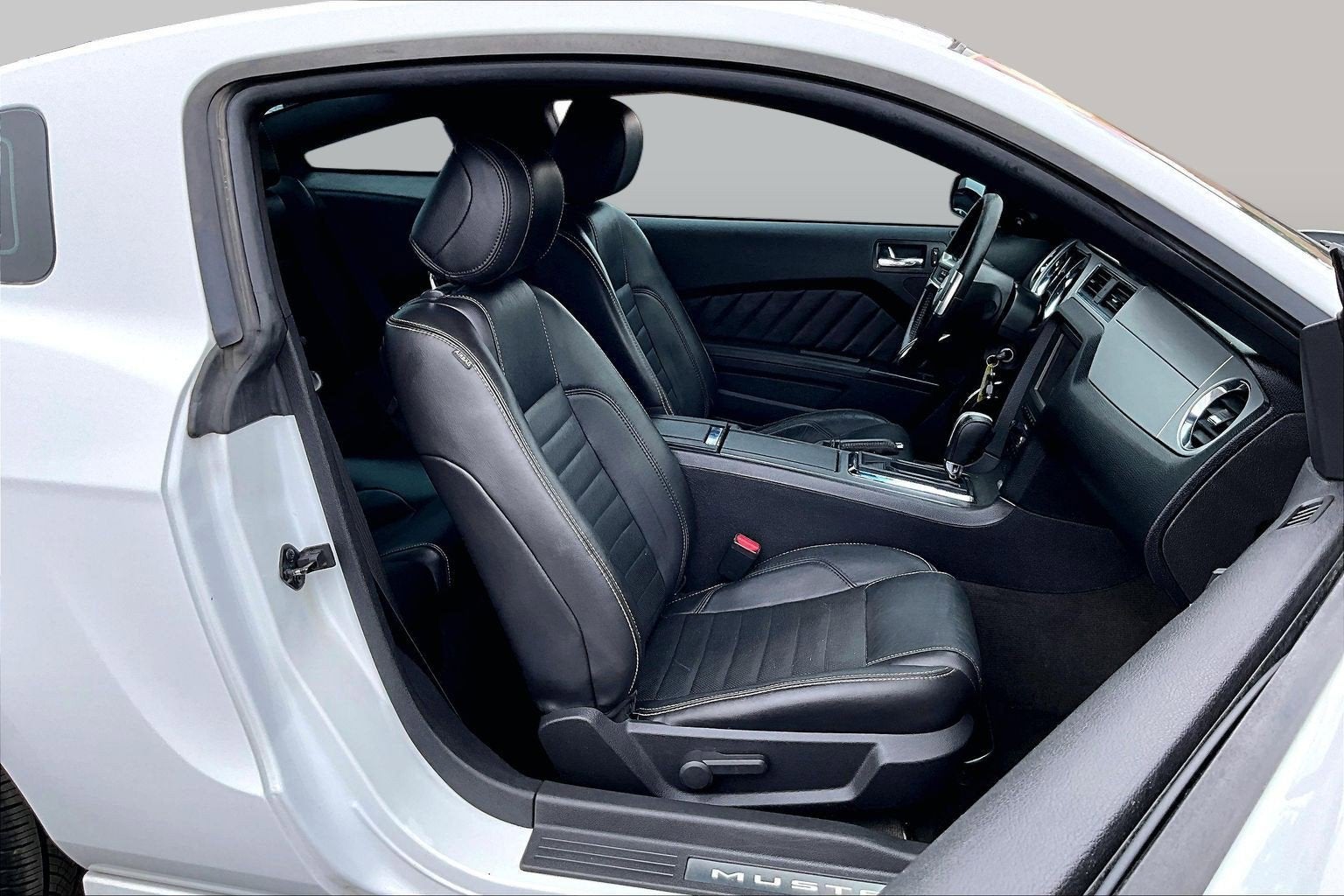 2014 Ford Mustang V6 Premium