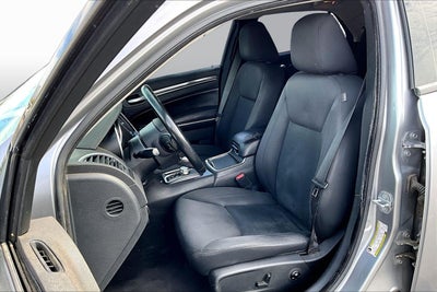 2018 Chrysler 300 Touring