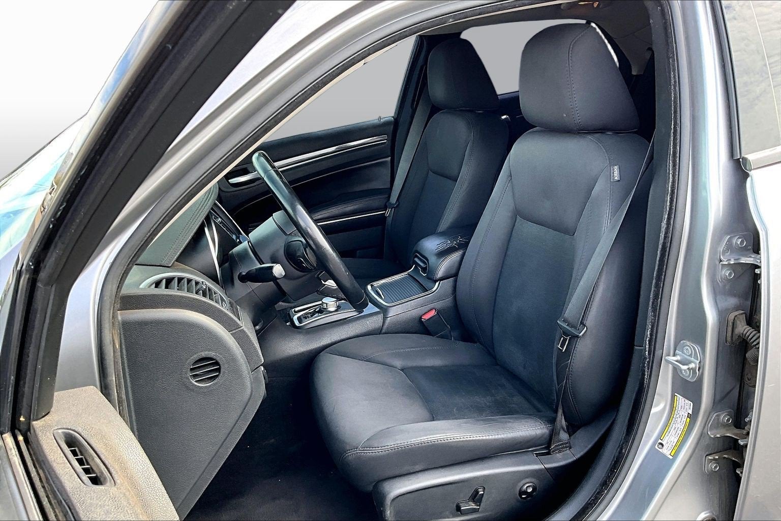 2018 Chrysler 300 Touring