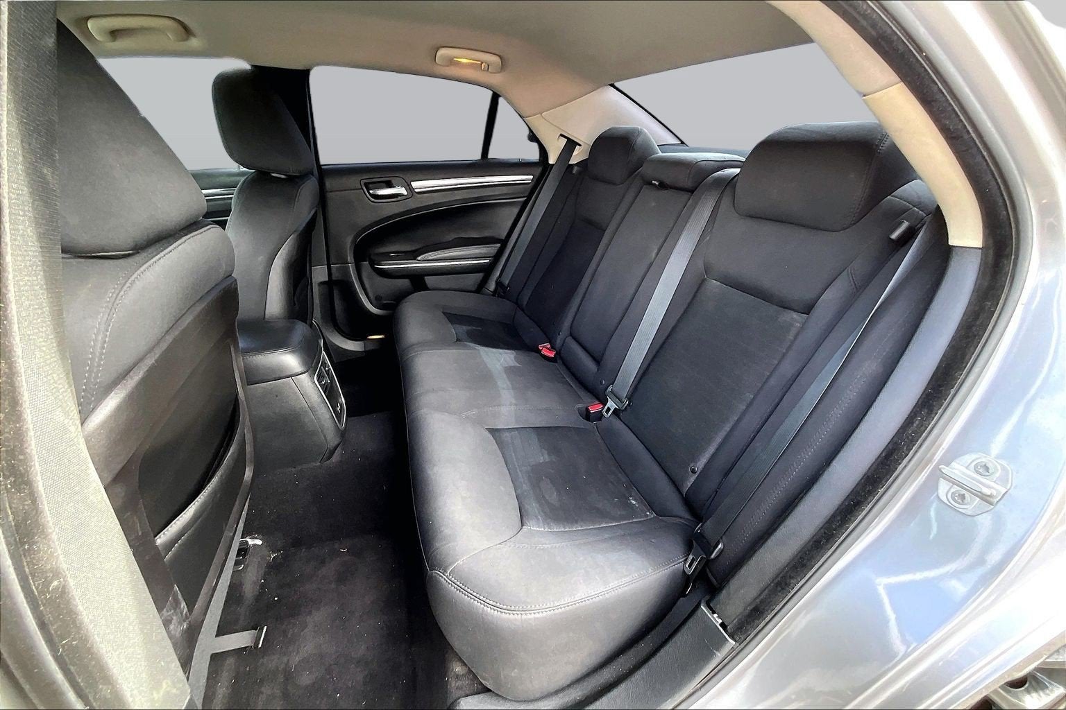 2018 Chrysler 300 Touring