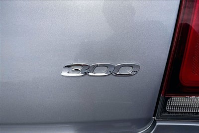2018 Chrysler 300 Touring