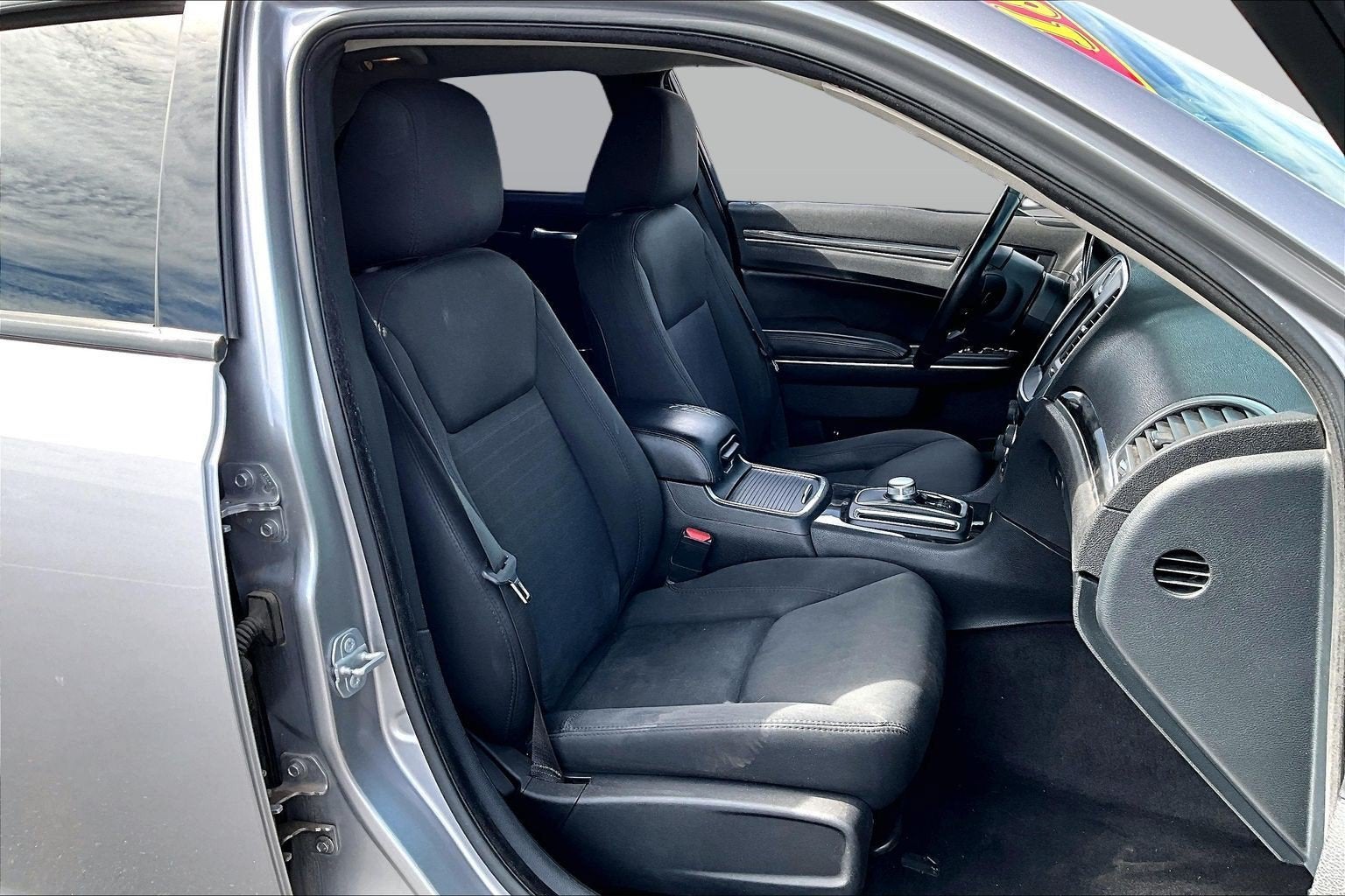 2018 Chrysler 300 Touring