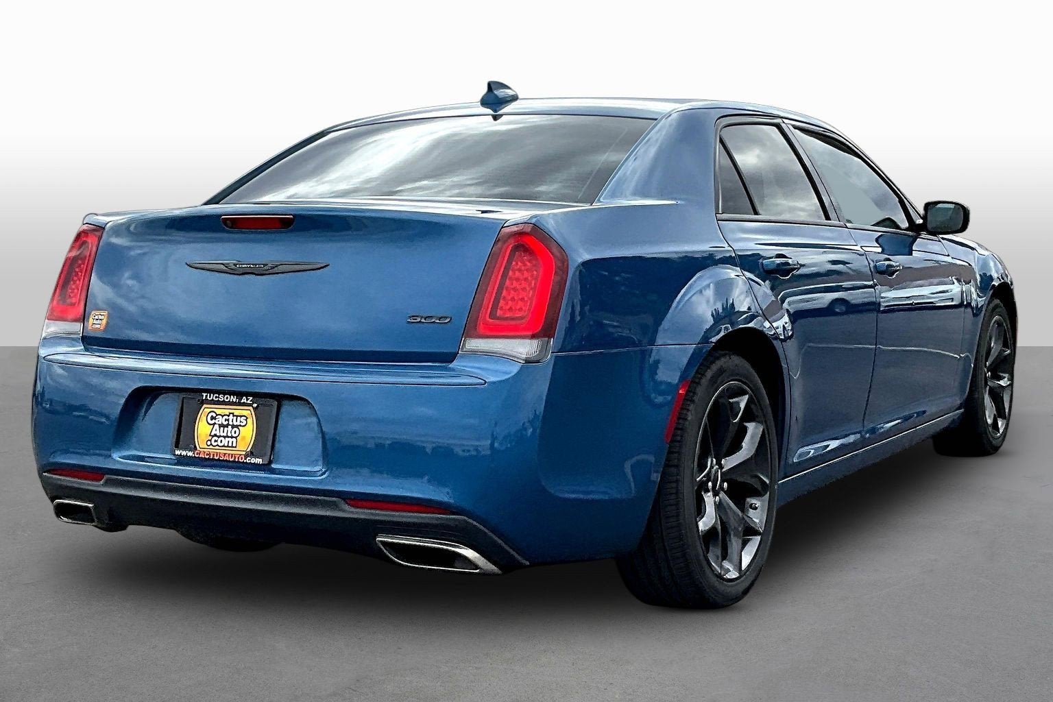 2022 Chrysler 300 Touring