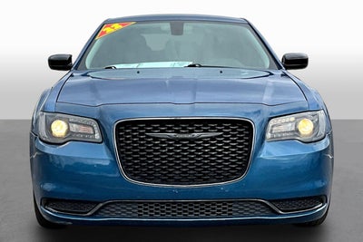 2022 Chrysler 300 Touring