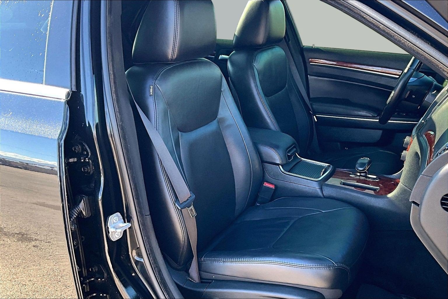 2014 Chrysler 300 Base