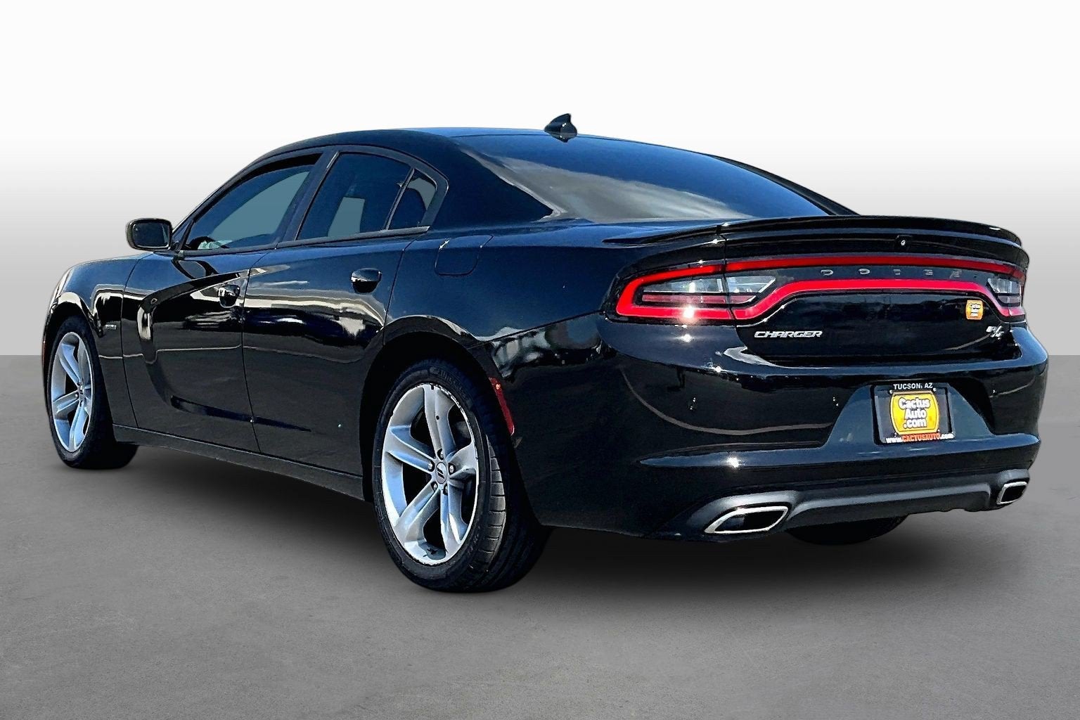 2018 Dodge Charger R/T - Photo 11