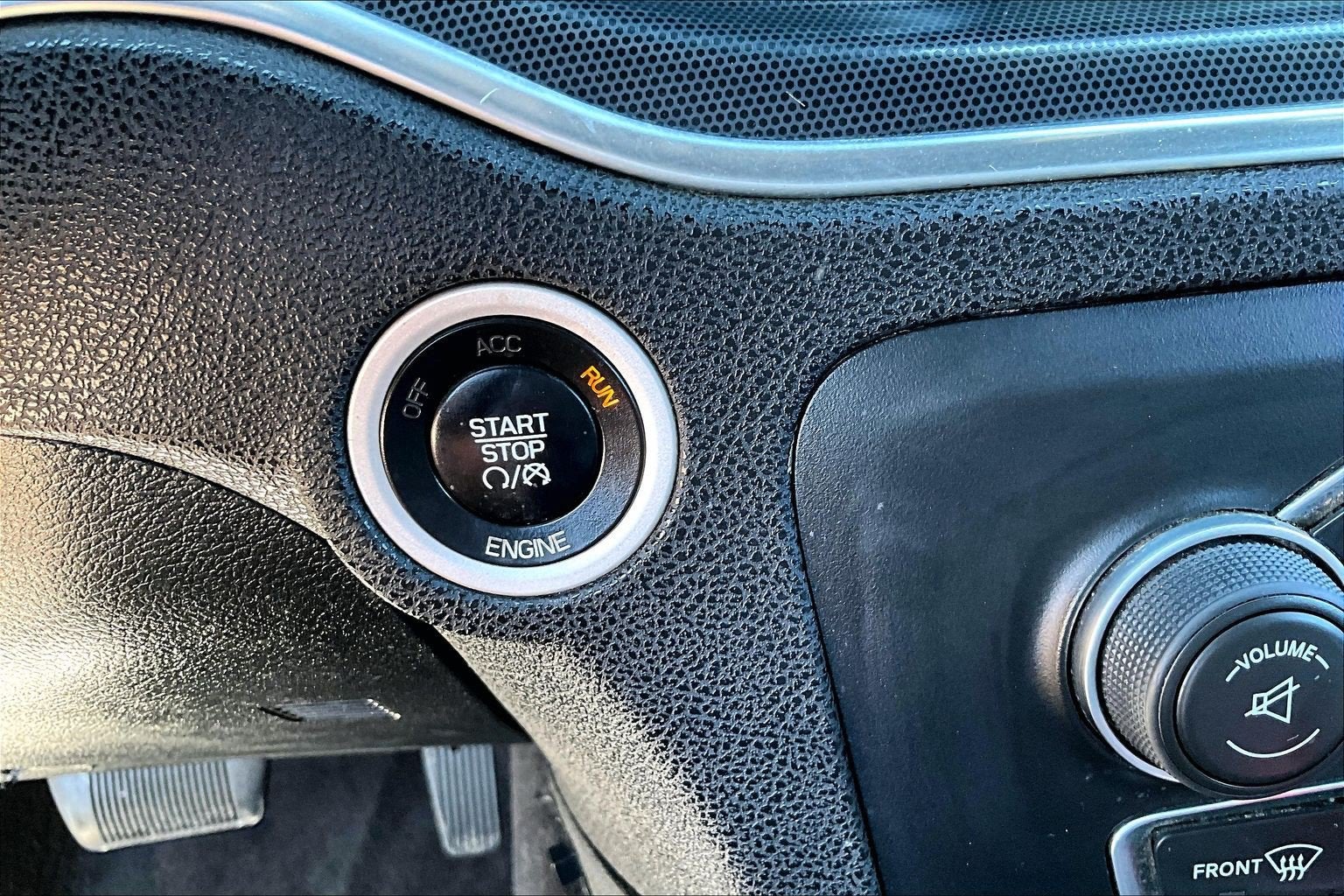 2015 Dodge Charger SXT