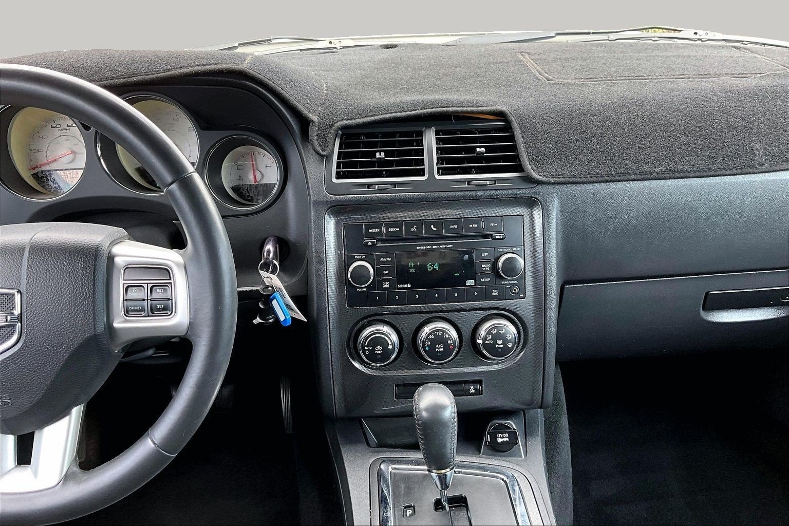 2014 Dodge Challenger SXT