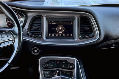 2019 Dodge Challenger SXT