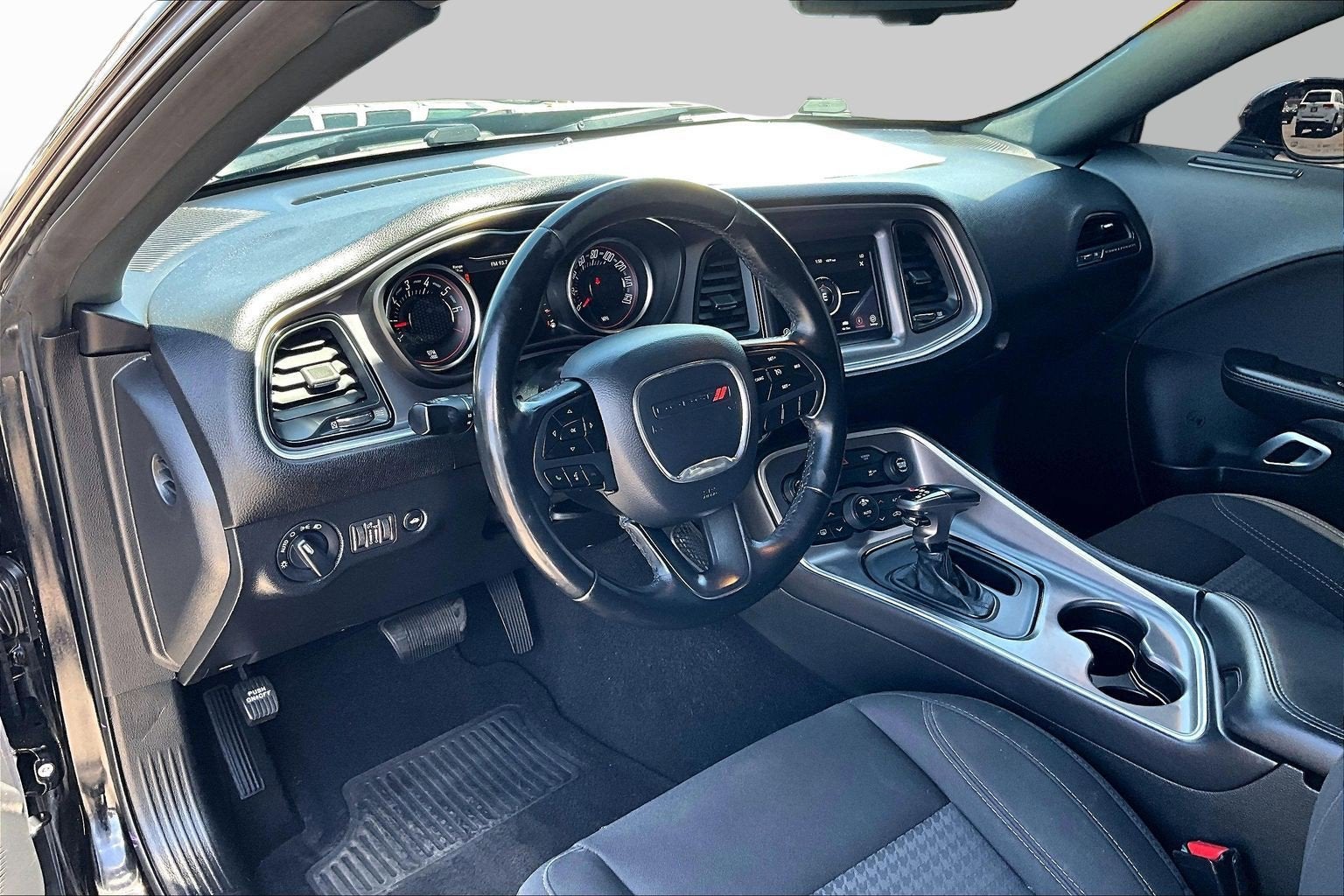2019 Dodge Challenger SXT - Photo 12