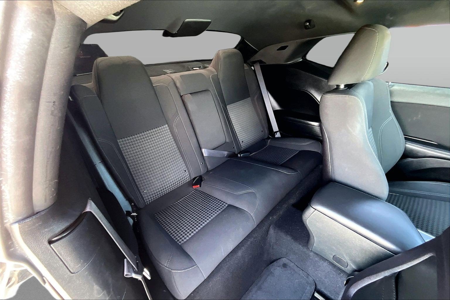 2019 Dodge Challenger SXT - Photo 27