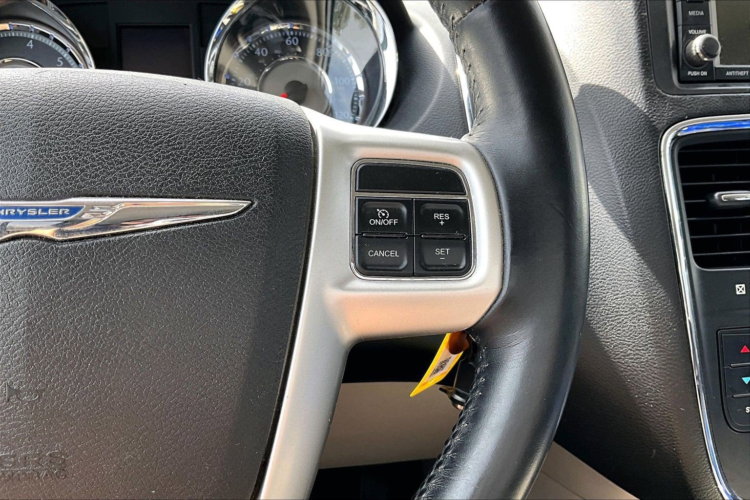 2014 Chrysler Town & Country Touring