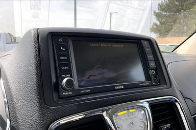 2014 Chrysler Town & Country Touring