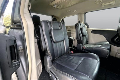 2014 Chrysler Town & Country Touring
