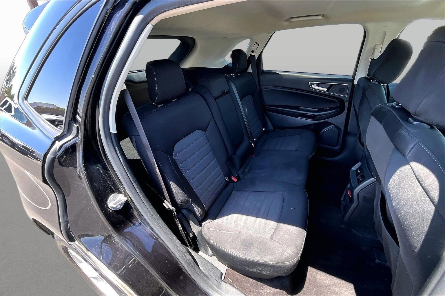 2020 Ford Edge SE