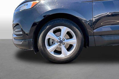 2020 Ford Edge SE