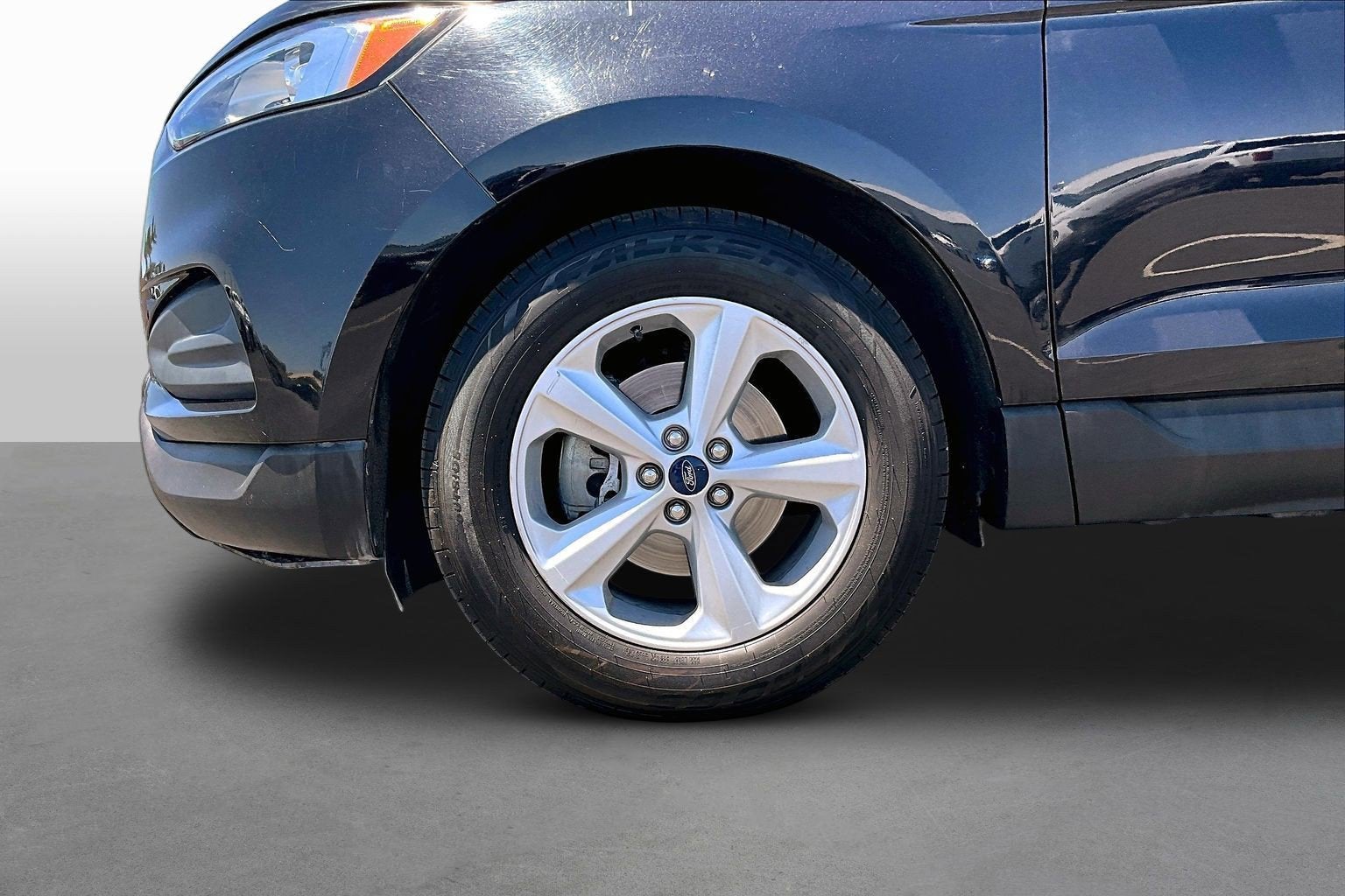 2020 Ford Edge SE