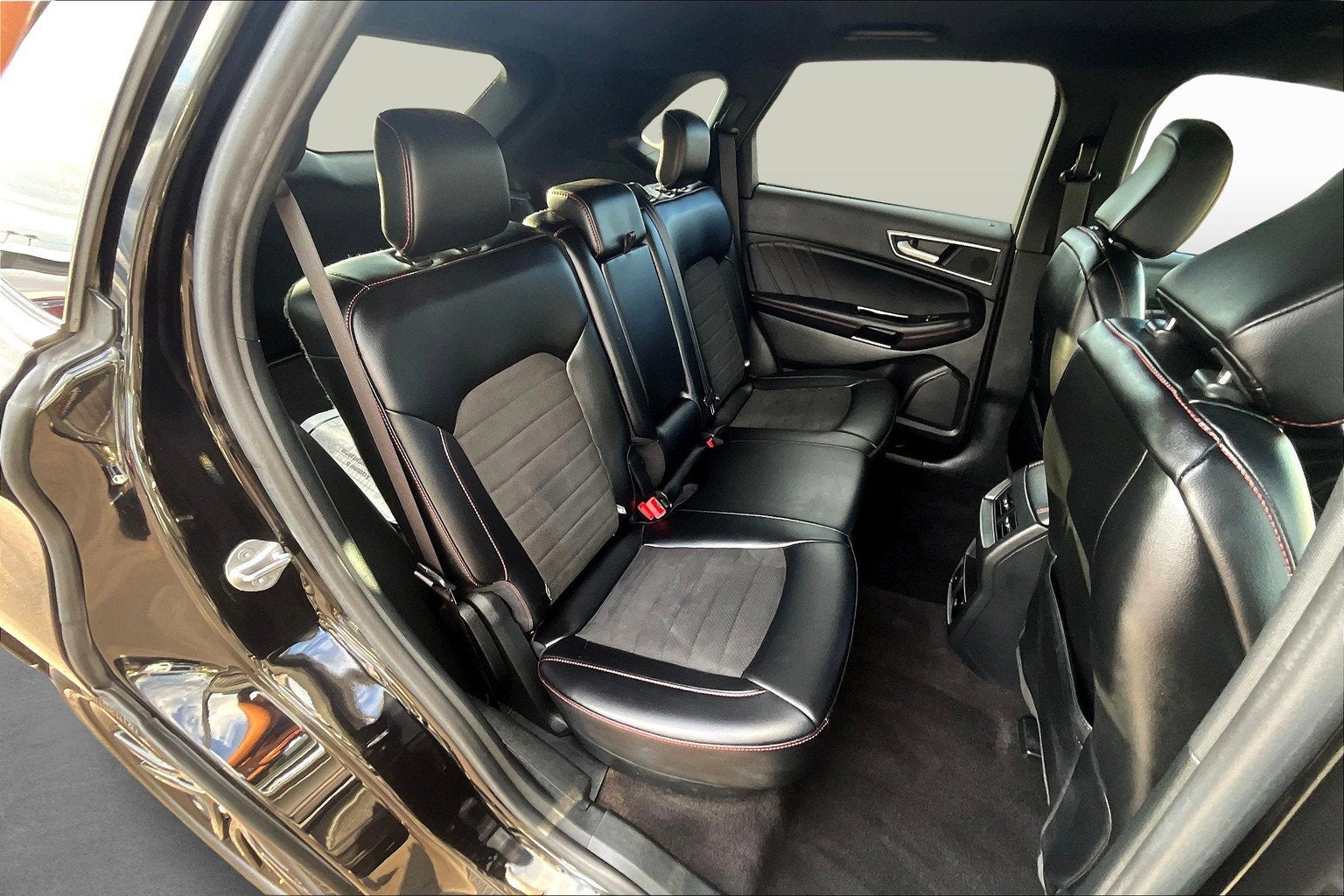 2020 Ford Edge ST Line