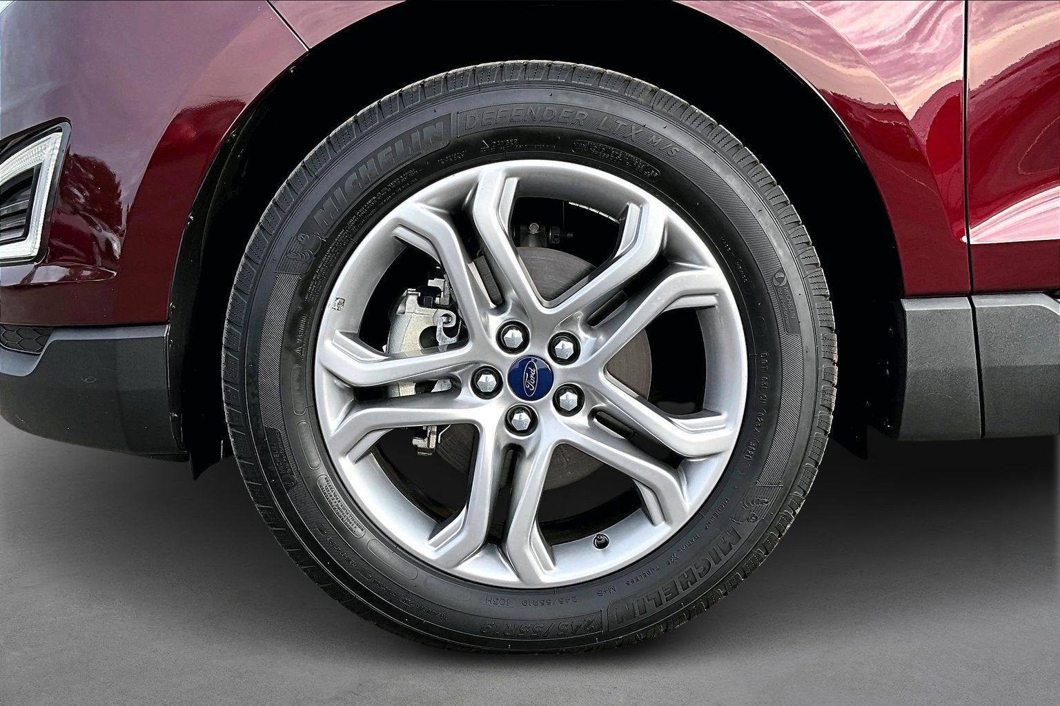 2017 Ford Edge Titanium