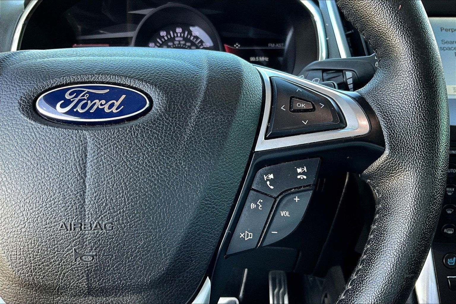 2016 Ford Edge Sport