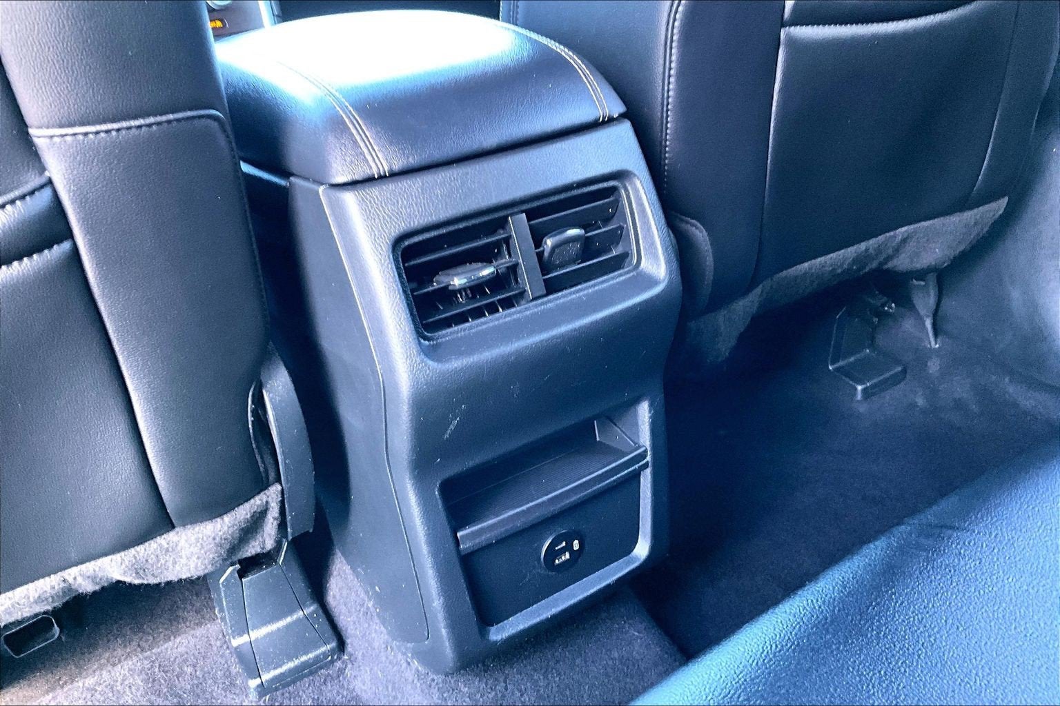 2021 Ford Edge ST