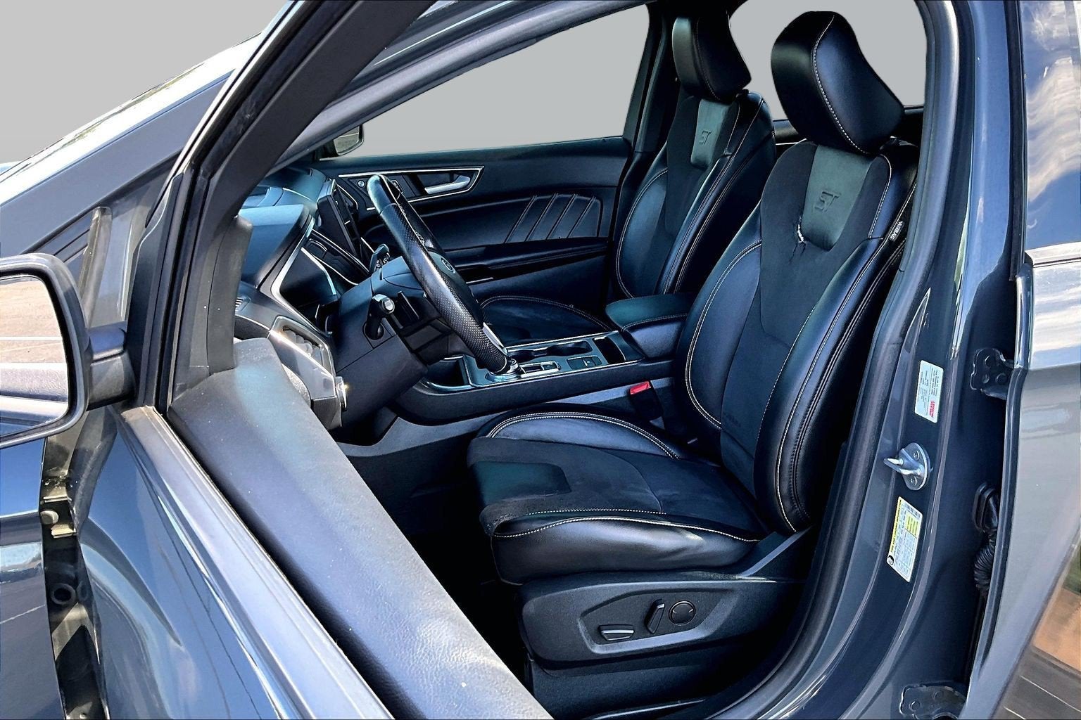 2021 Ford Edge ST