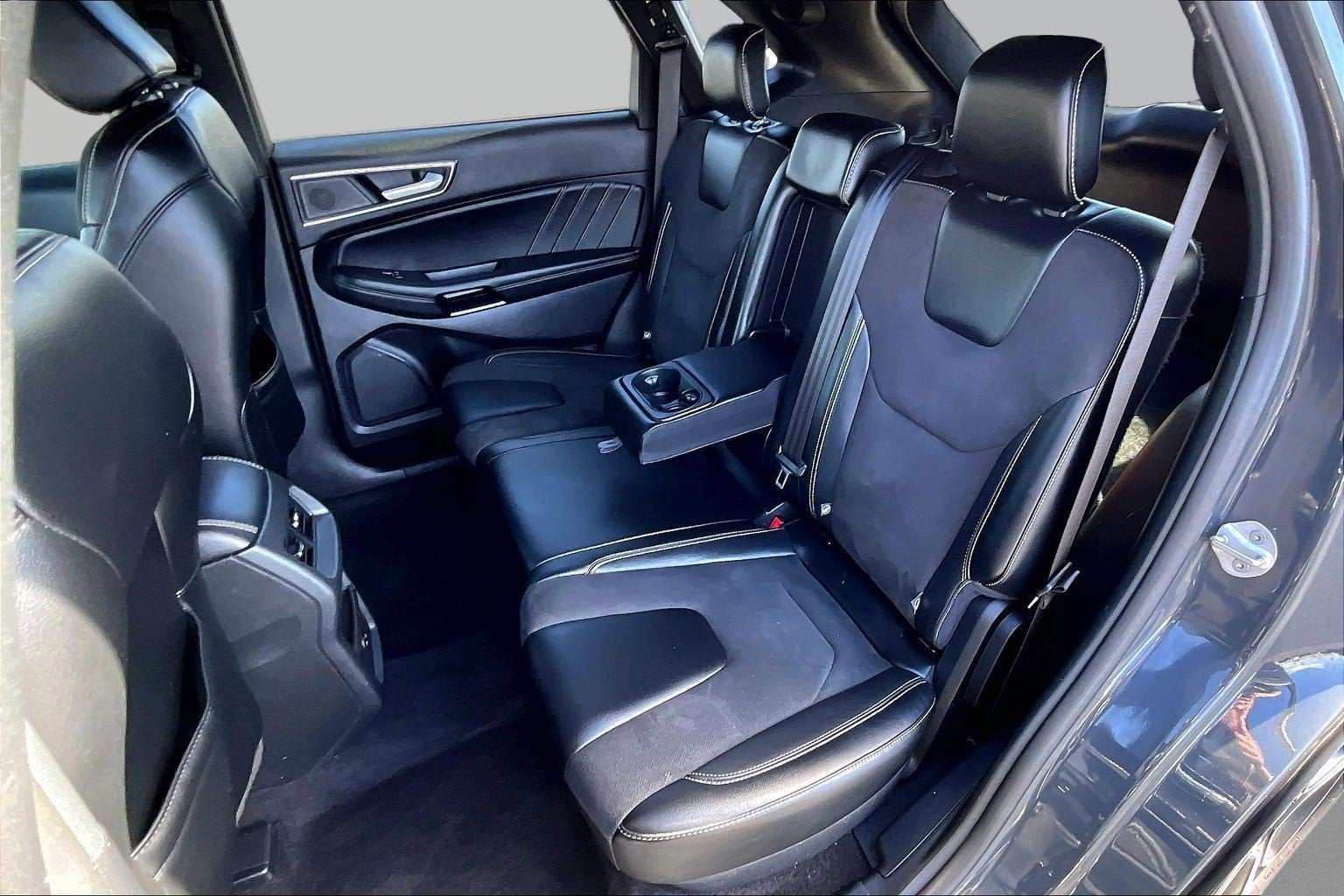 2021 Ford Edge ST
