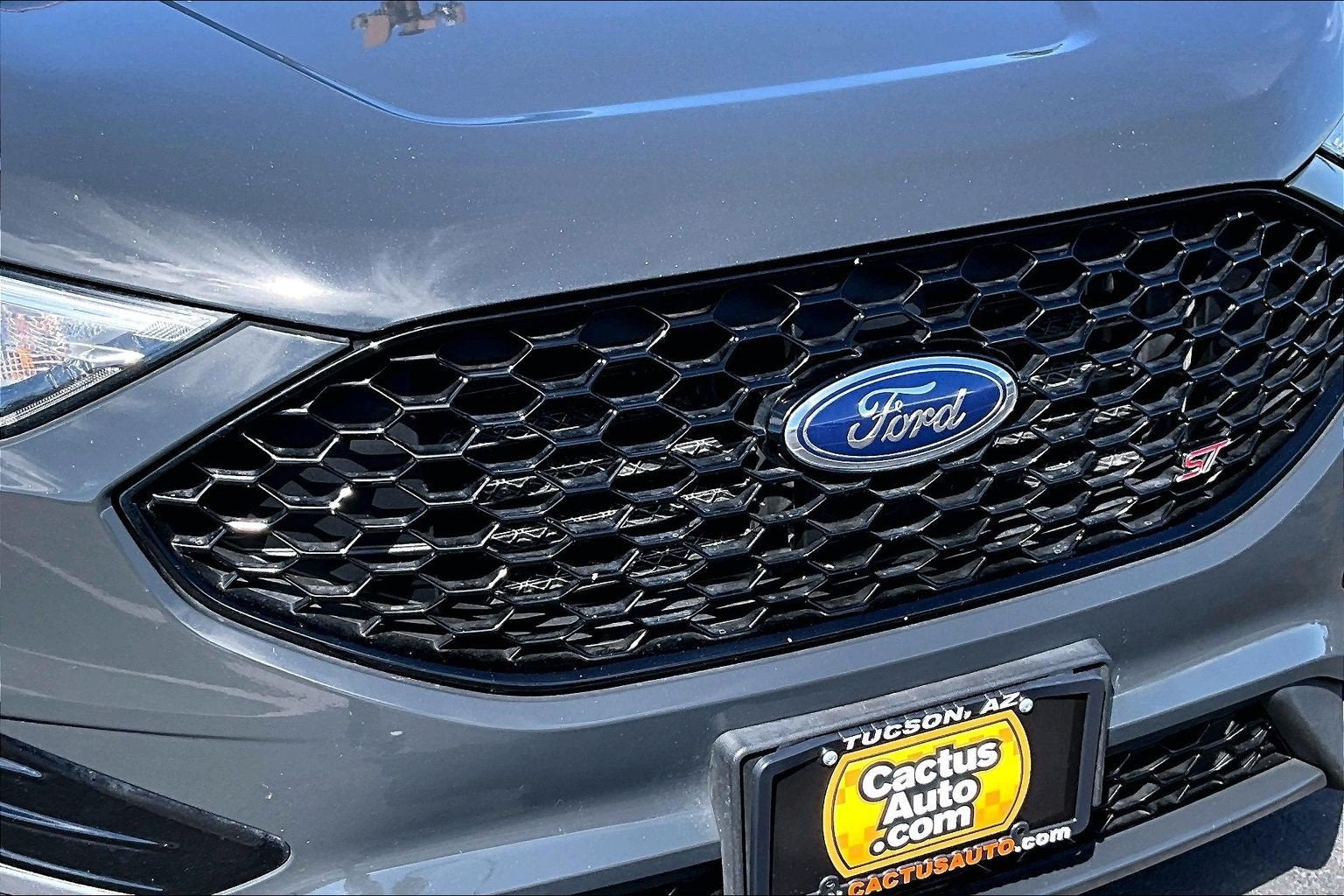 2021 Ford Edge ST
