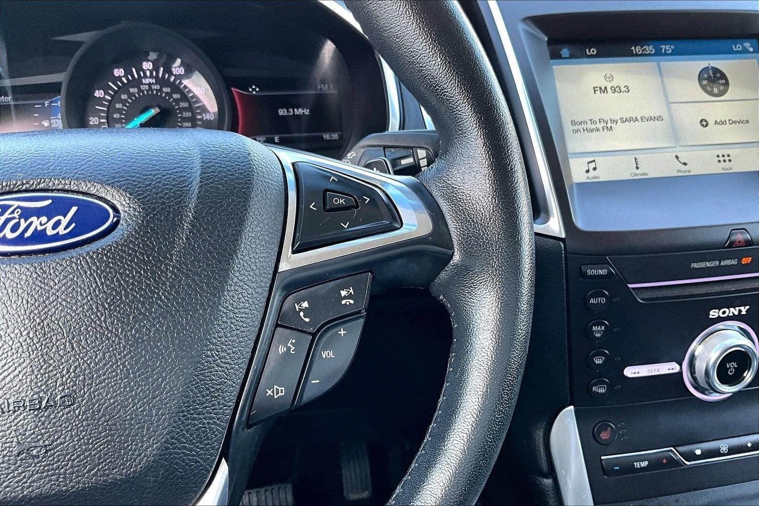 2017 Ford Edge Titanium