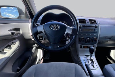 2011 Toyota Corolla LE